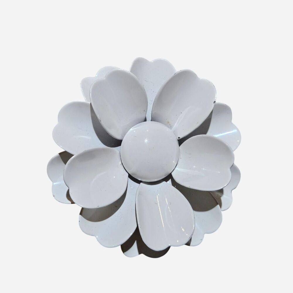 60s cottagecore coquette white metal flower brooch